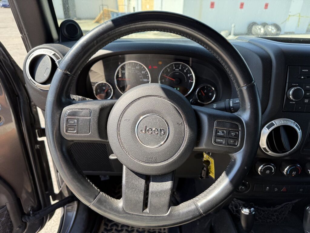 2014 Jeep Wrangler Unlimited Sahara Crestwood KY