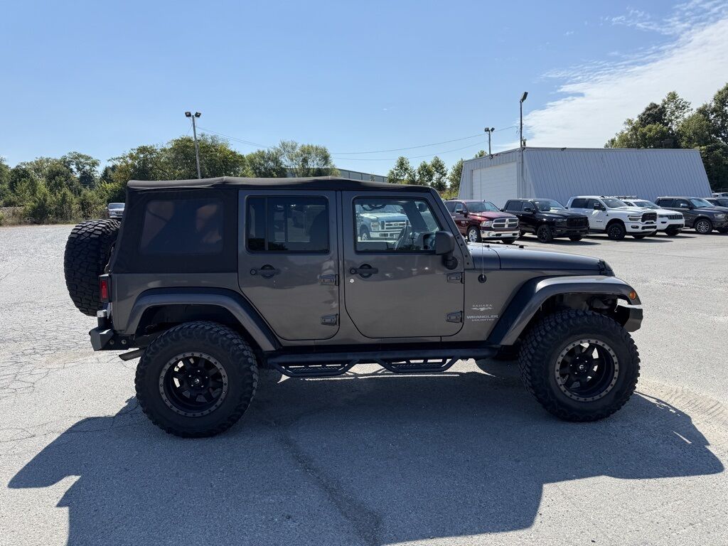 2014 Jeep Wrangler Unlimited Sahara Crestwood KY