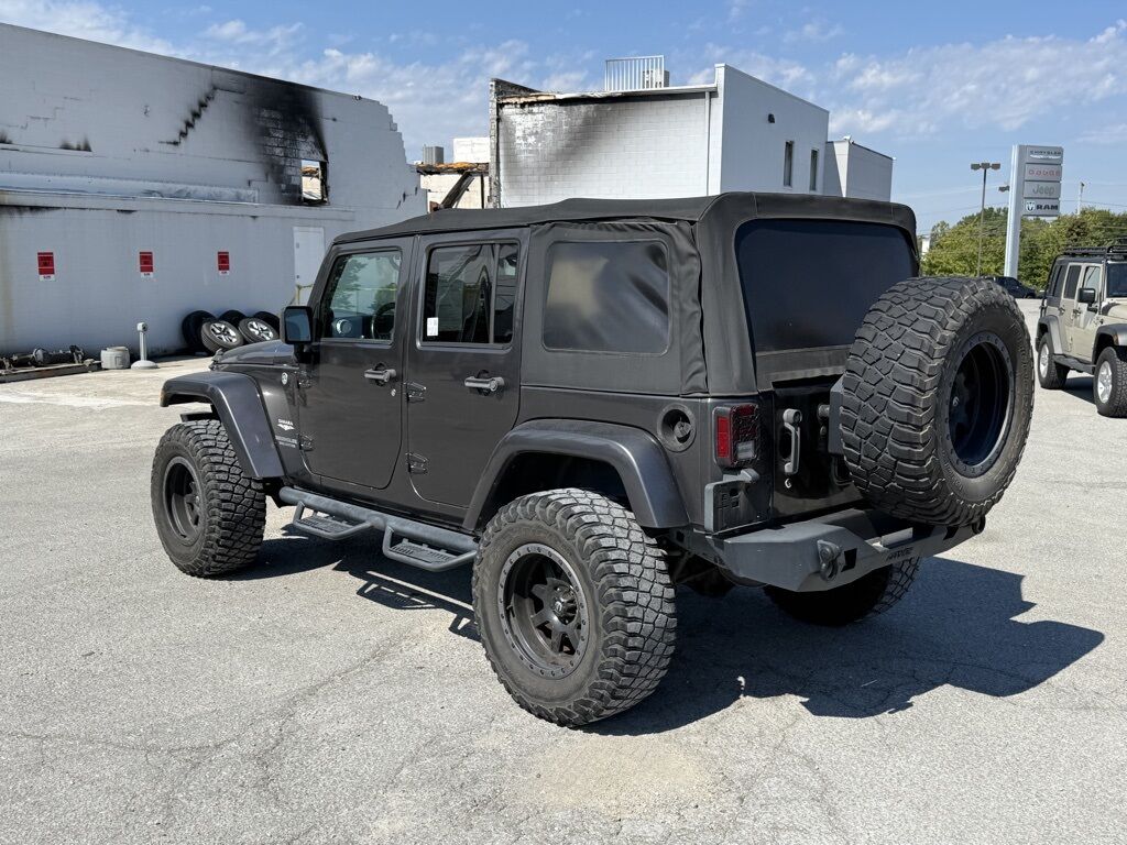2014 Jeep Wrangler Unlimited Sahara Crestwood KY