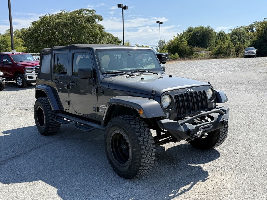 2014 Jeep Wrangler Unlimited Sahara Crestwood KY