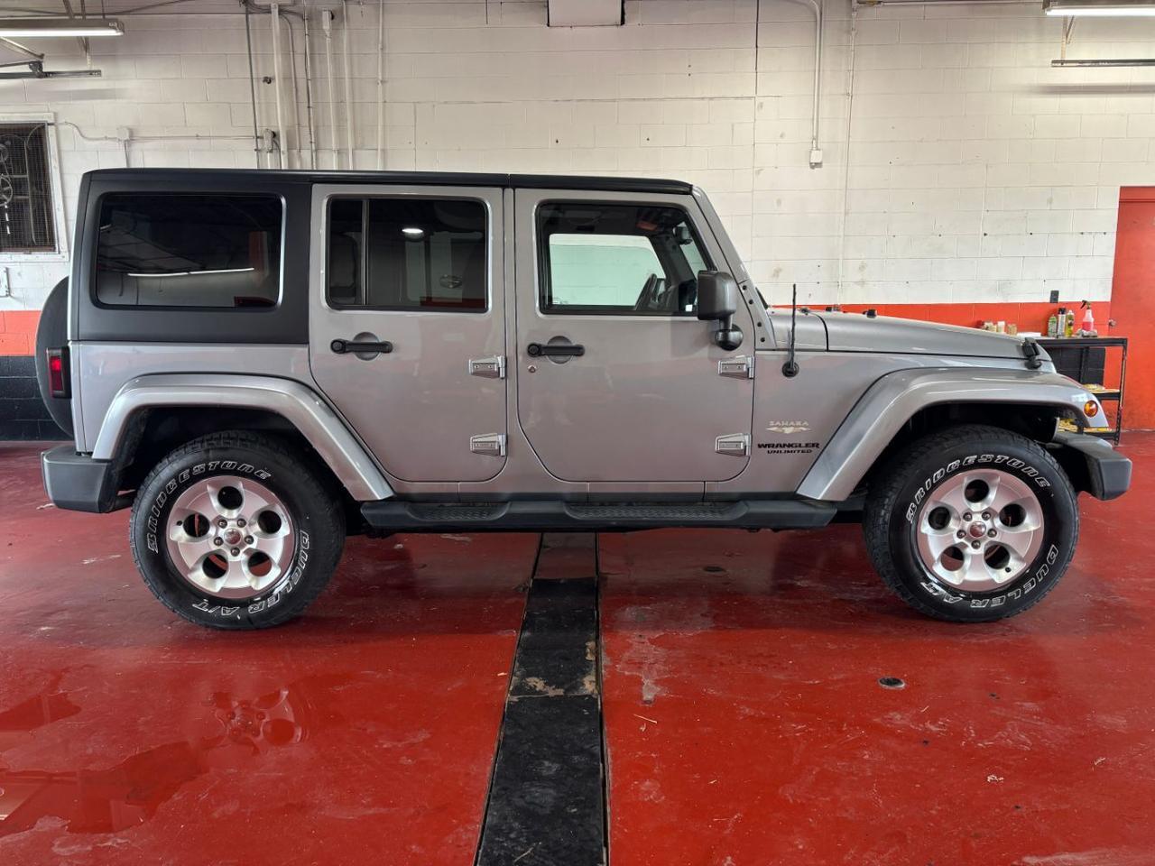 2014 Jeep Wrangler Unlimited Sahara