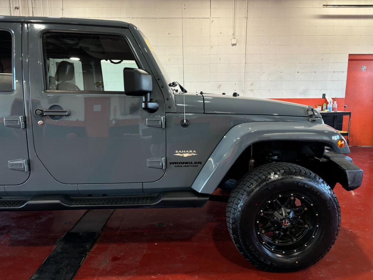 2014 Jeep Wrangler Unlimited Sahara Franklin OH