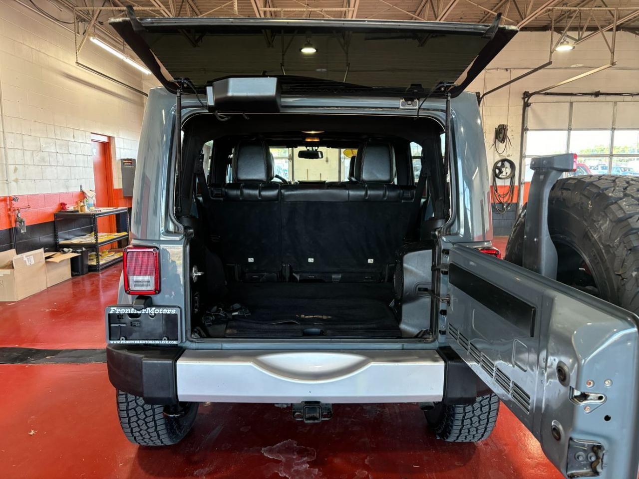 2014 Jeep Wrangler Unlimited Sahara Franklin OH