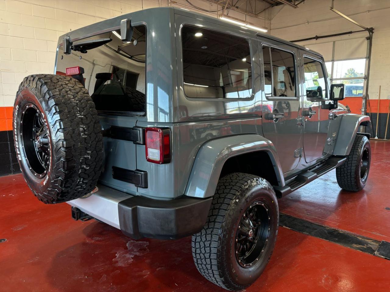 2014 Jeep Wrangler Unlimited Sahara Franklin OH