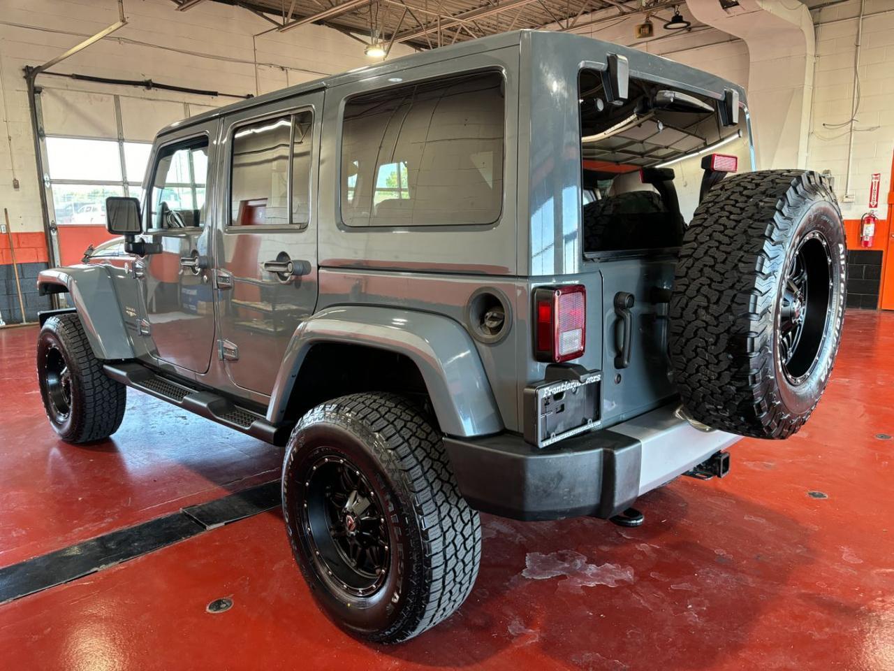 2014 Jeep Wrangler Unlimited Sahara Franklin OH