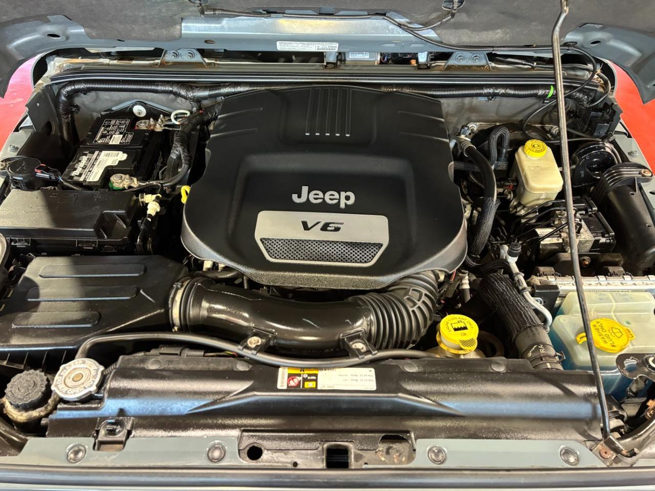 2014 Jeep Wrangler Unlimited Sahara Franklin OH