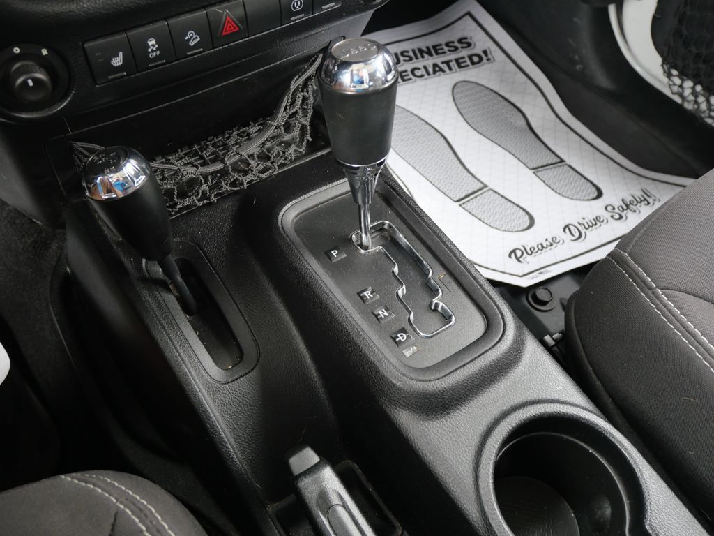 2014 Jeep Wrangler Unlimited Sahara Mt Pleasant MI