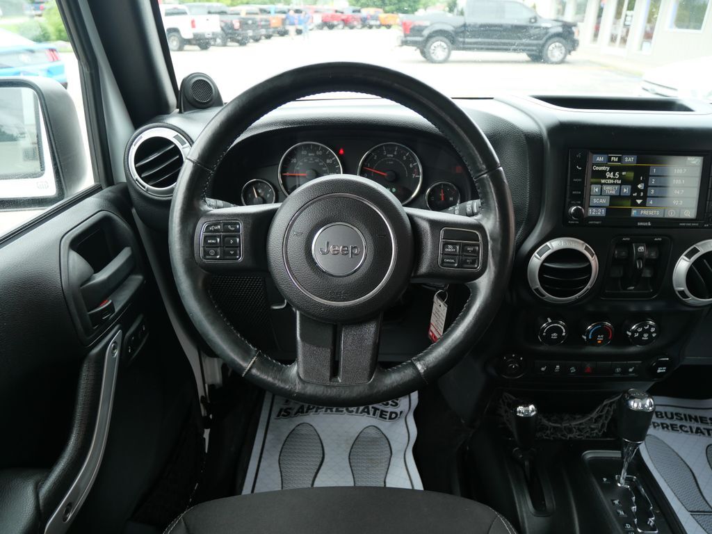 2014 Jeep Wrangler Unlimited Sahara Mt Pleasant MI