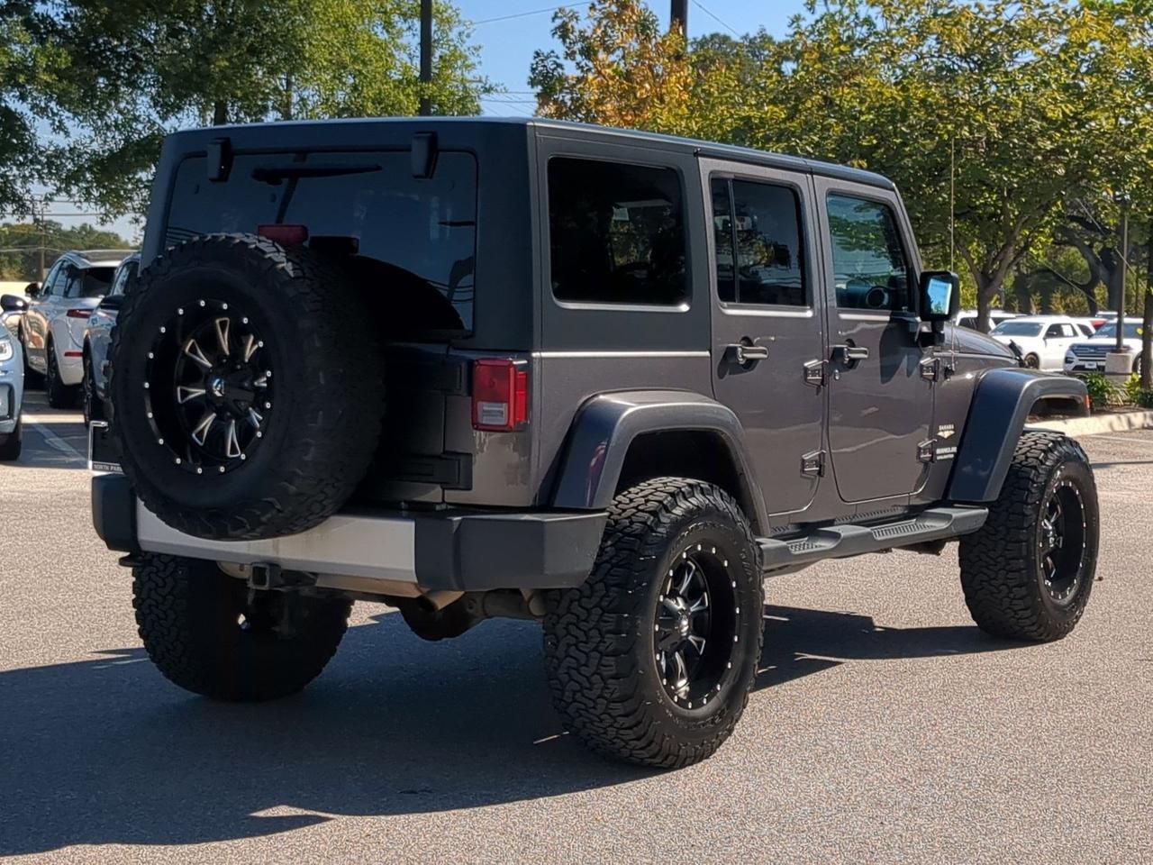2014 Jeep Wrangler Unlimited Sahara
