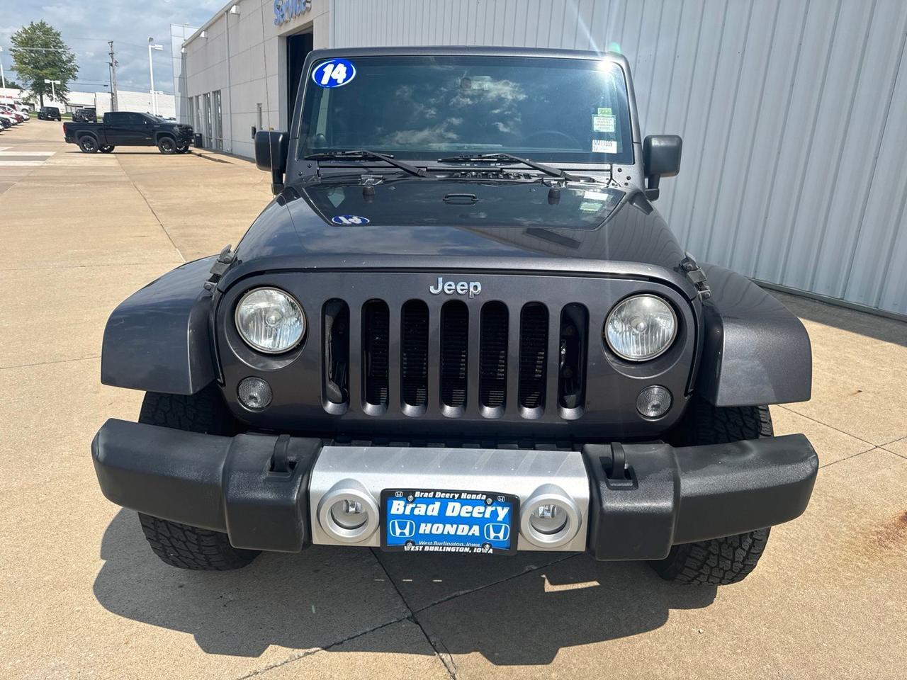 2014 Jeep Wrangler Unlimited Sahara West Burlington IA