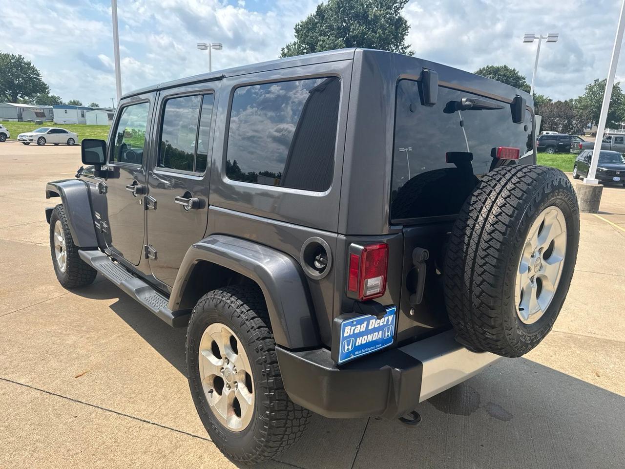 2014 Jeep Wrangler Unlimited Sahara West Burlington IA