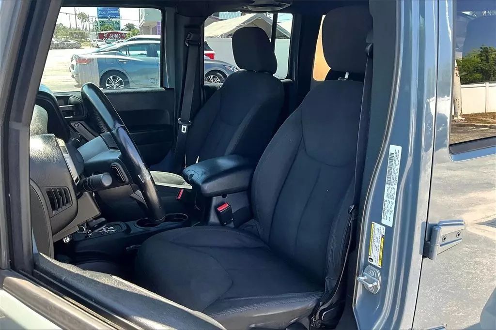 2014 Jeep Wrangler Unlimited Sport S SUV 4D Maitland FL