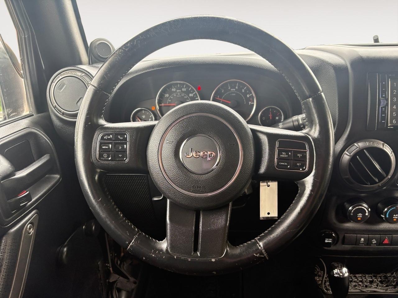 2014 Jeep Wrangler Unlimited Willys Wheeler, BLUETOOTH, SOFT TOP, BLUETOOTH, UCONNECT, FENDER FLARES, TOW PACKAGE, GET JEEPIN THIS SUMMER! Virginia Beach VA