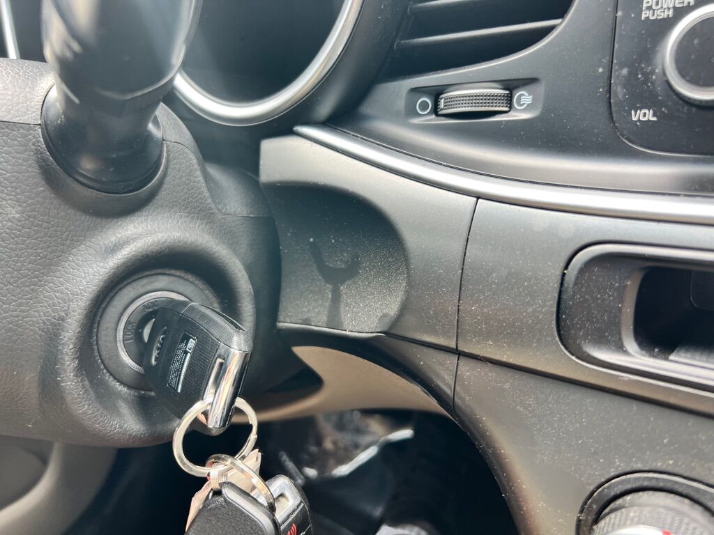 2014 KIA OPTIMA LX Des Moines WA