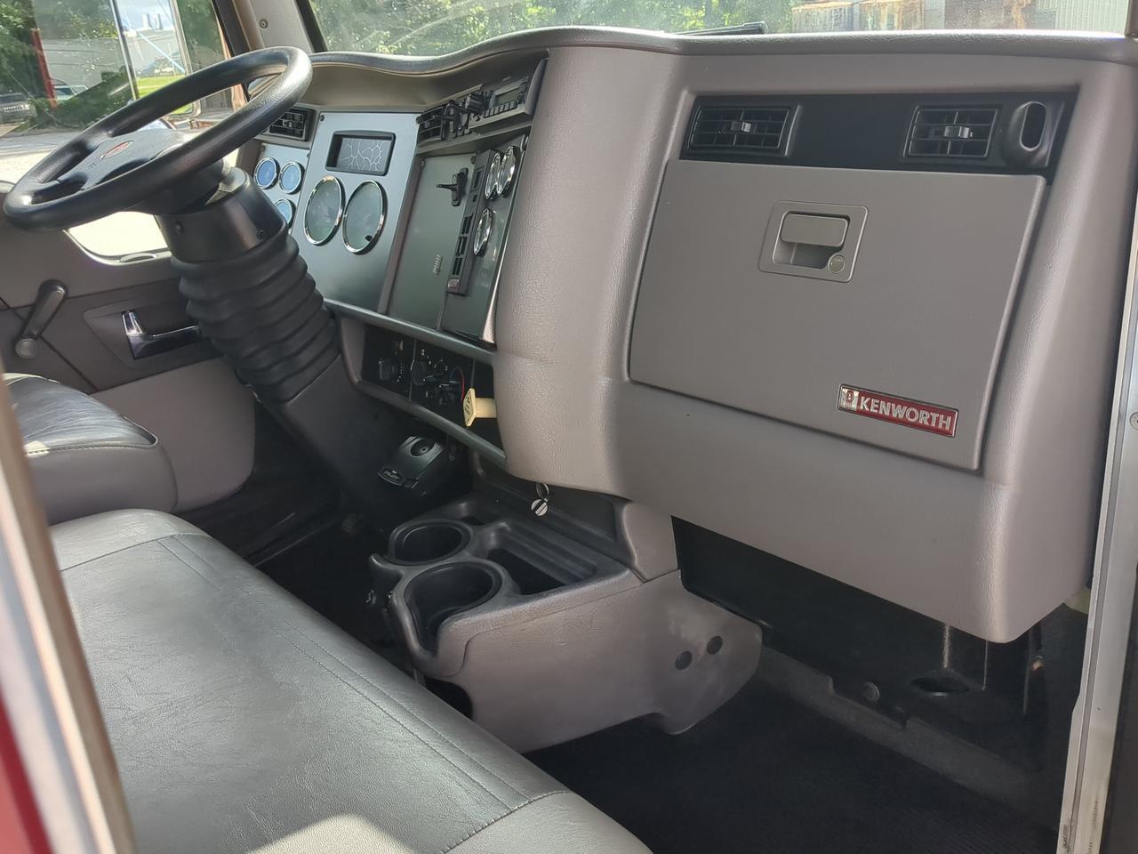 2014 Kenworth T3 Winder GA