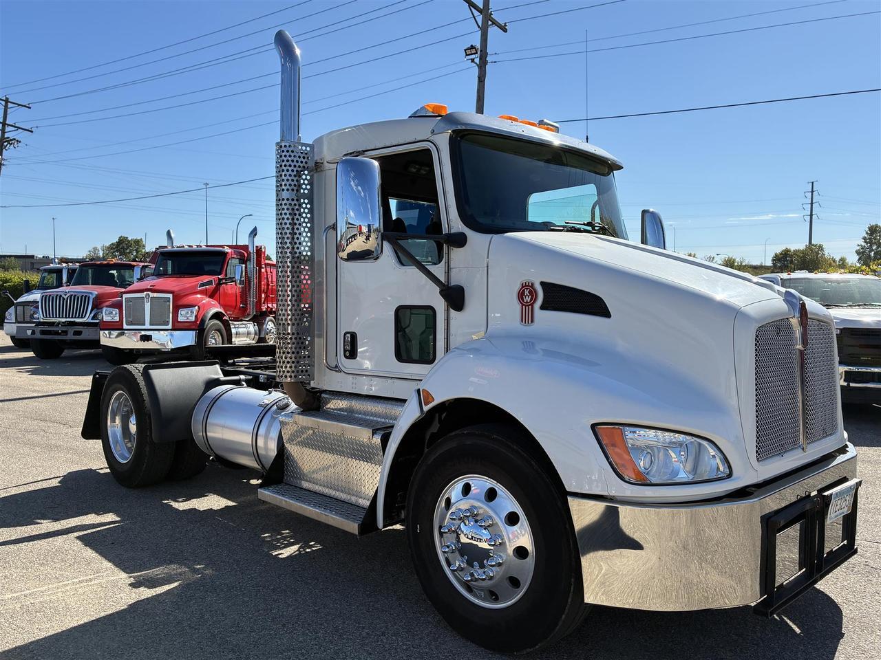 2014 Kenworth T370 Non-Sleeper
