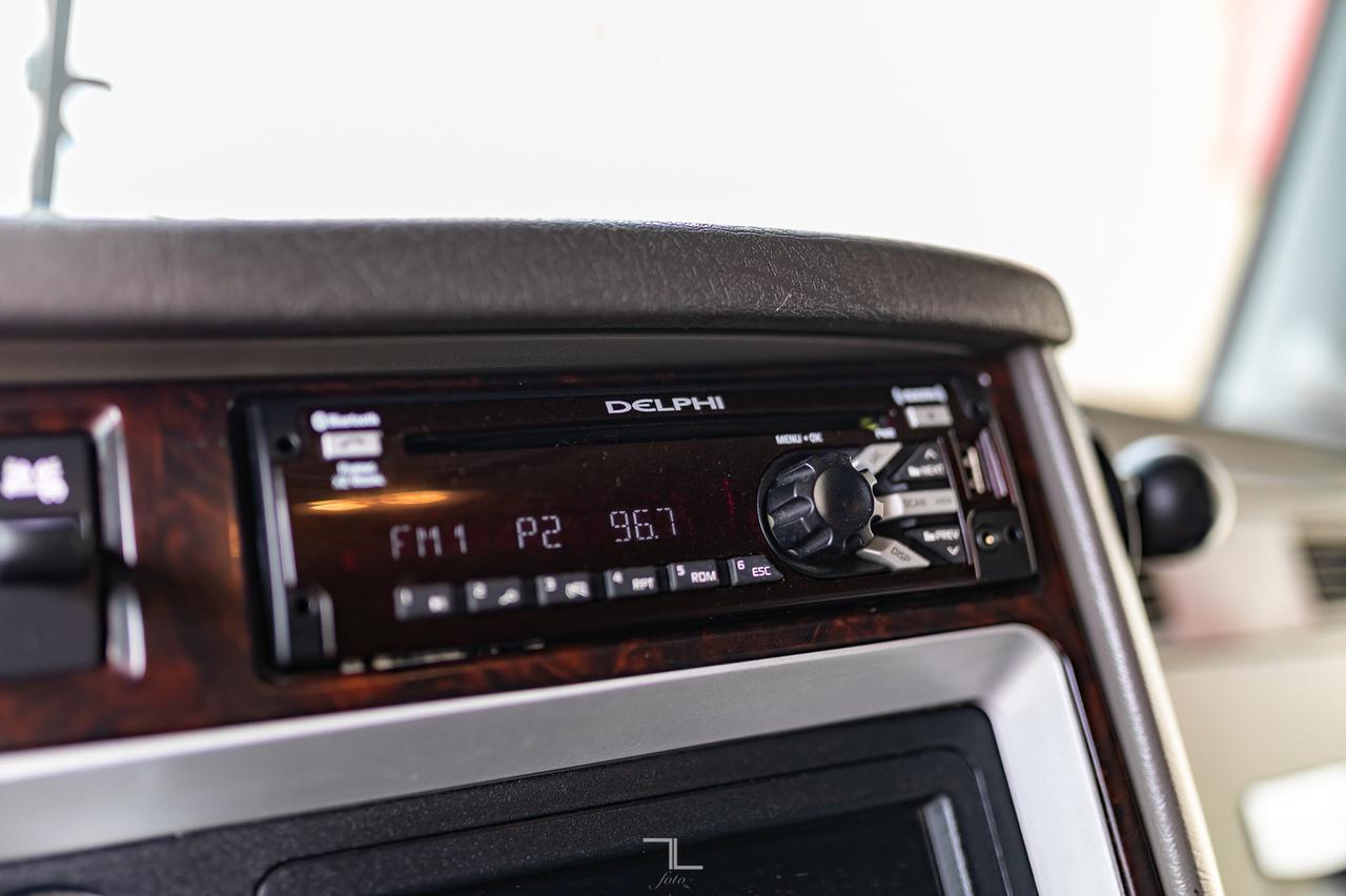 2014 Kenworth W-900 Tractor Sleeper Red Deer AB