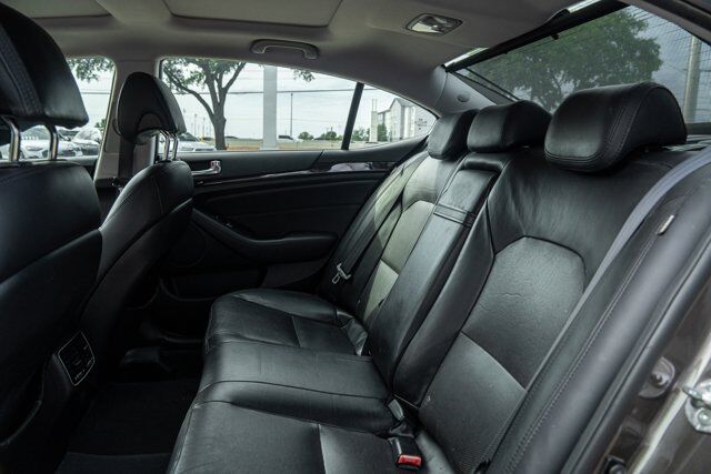 2014 Kia Cadenza Premium  Selma TX