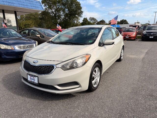 2014 Kia Forte . Norfolk VA