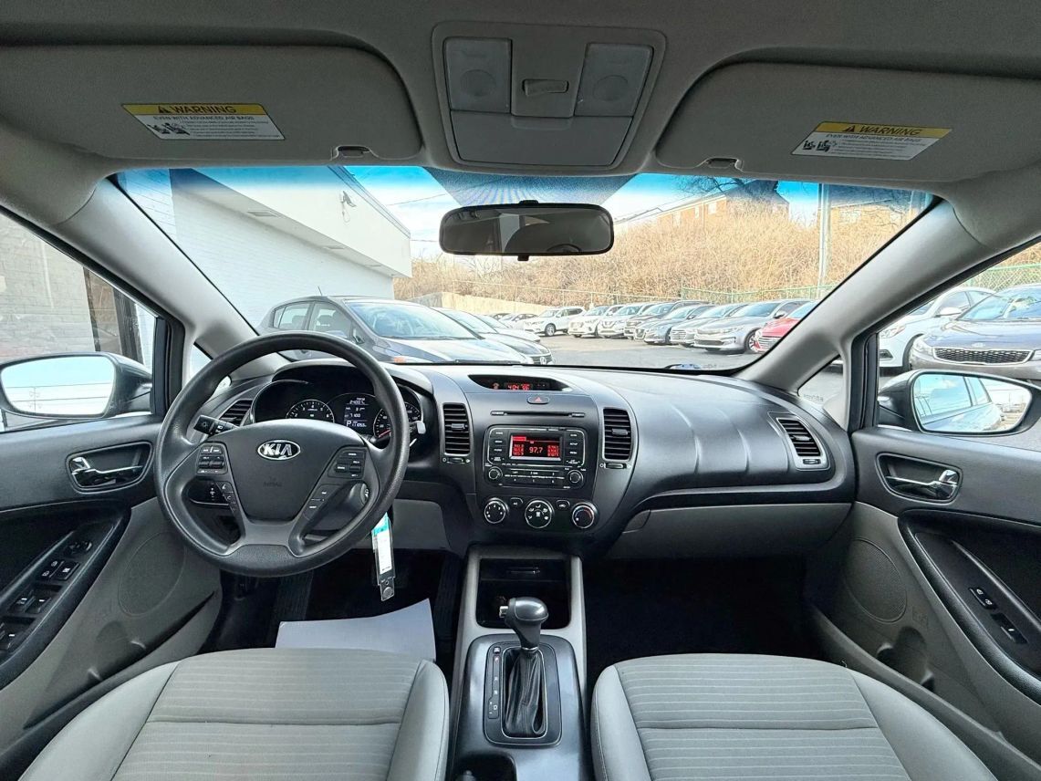 2014 Kia Forte LX Sedan 4D Cincinnati OH