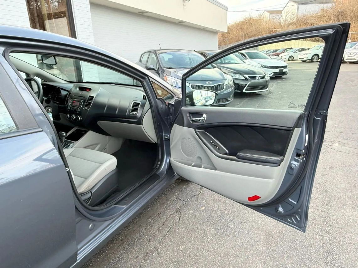 2014 Kia Forte LX Sedan 4D Cincinnati OH