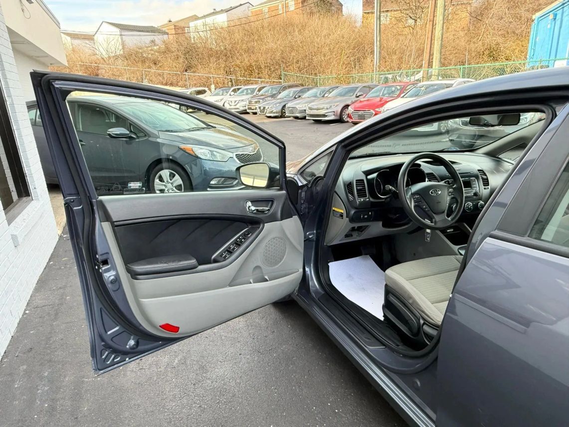 2014 Kia Forte LX Sedan 4D Cincinnati OH