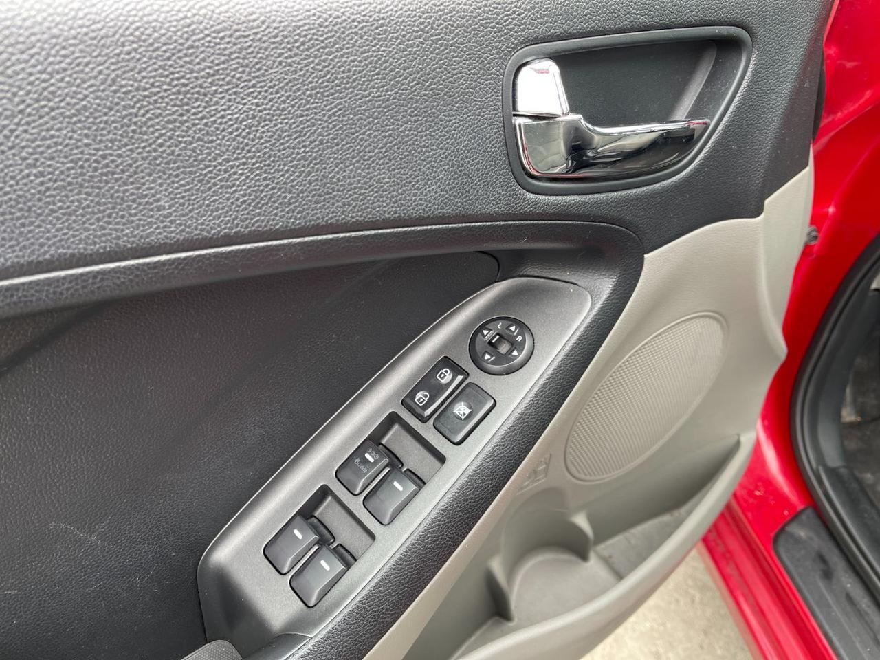 2014 Kia Forte LX Hayden ID