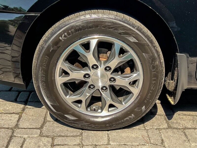 2014 Kia Sedona LX Wilmington NC