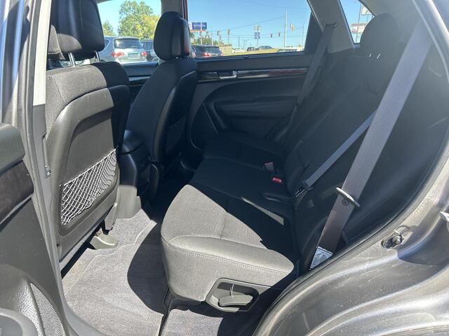 2014 Kia Sorento LX Meridian MS 2014 Kia Sorento LX Meridian MS