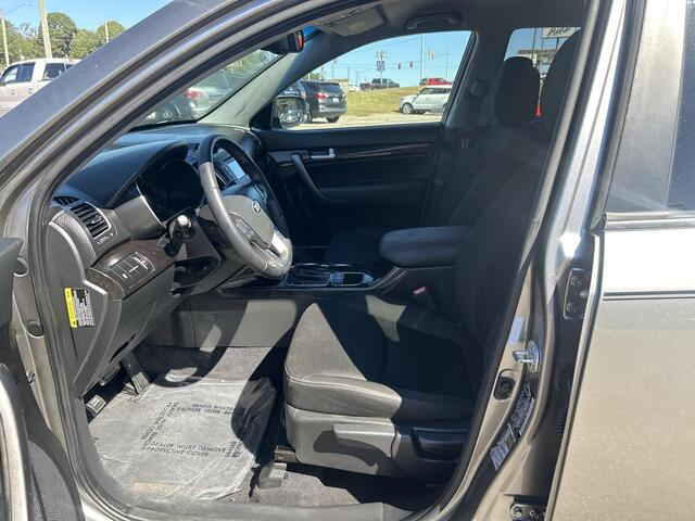 2014 Kia Sorento LX Meridian MS 2014 Kia Sorento LX Meridian MS