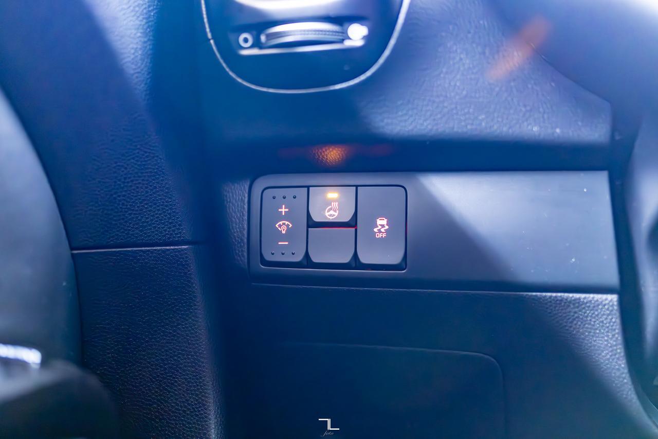 2014 Kia Soul SX Leather BCam Hseat Red Deer AB