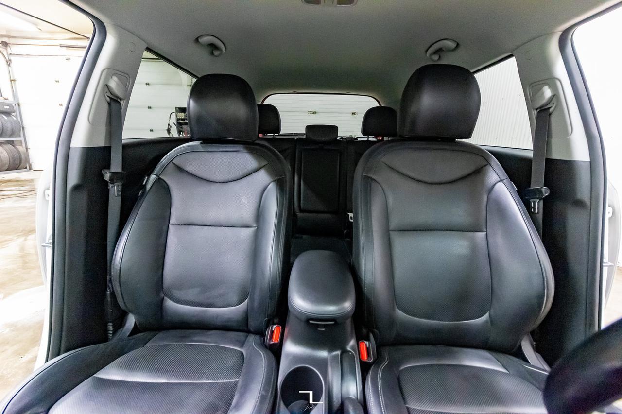 2014 Kia Soul SX Two-Tone Leather BCam Hseat Red Deer AB