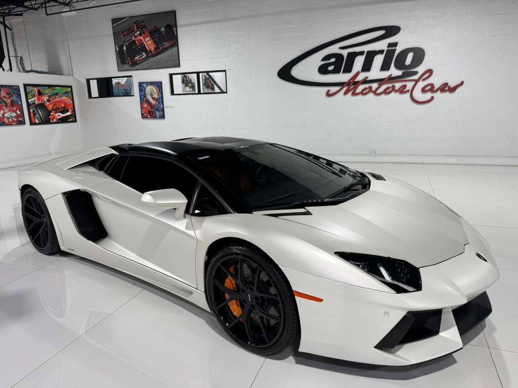 2014 Lamborghini Aventador Roadster Bianco Canopus paint, Sensonum audio system AND MUCH MORE!! Fort Lauderdale FL
