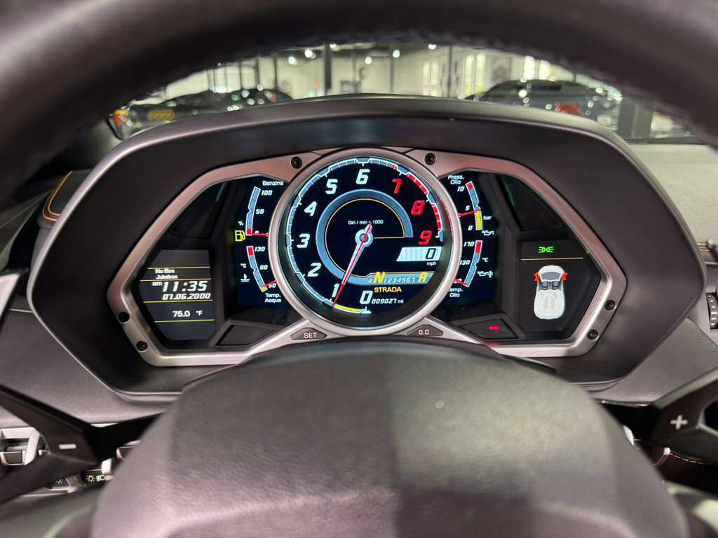 2014 Lamborghini Aventador Roadster Bianco Canopus paint, Sensonum audio system AND MUCH MORE!! Fort Lauderdale FL