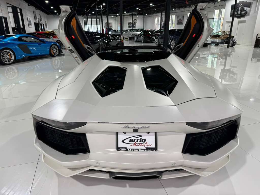 2014 Lamborghini Aventador Roadster Bianco Canopus paint, Sensonum audio system AND MUCH MORE!! Fort Lauderdale FL