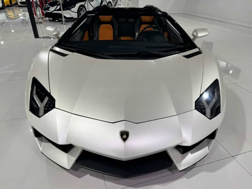 2014 Lamborghini Aventador Roadster Bianco Canopus paint, Sensonum audio system AND MUCH MORE!!