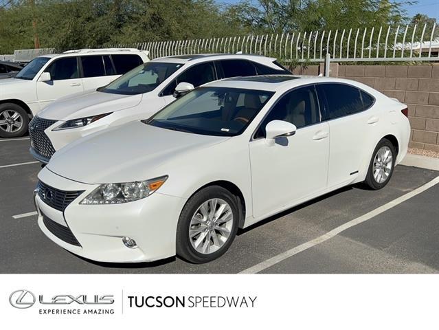 2014 Lexus ES 300h