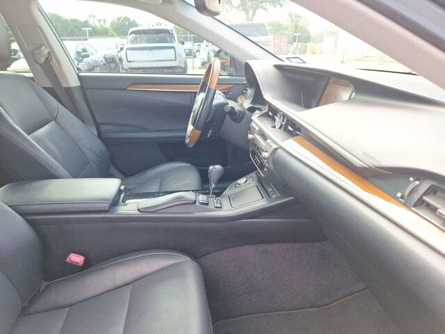 2014 Lexus ES 300h Hybrid Hurst TX