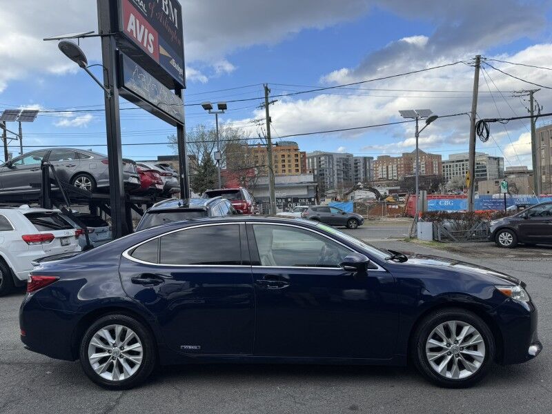 2014 Lexus ES 300h Hybrid w/ Luxury Package w/Bamboo Trim Arlington VA