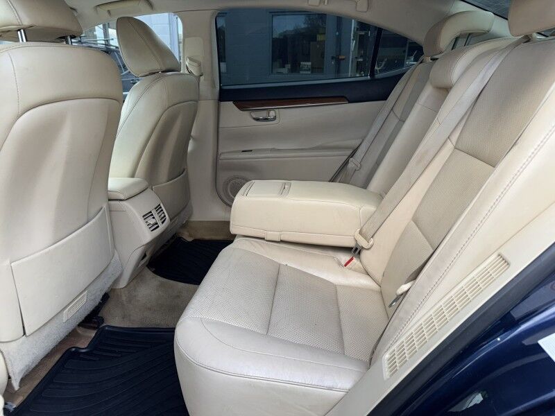 2014 Lexus ES 300h Hybrid w/ Luxury Package w/Bamboo Trim Arlington VA