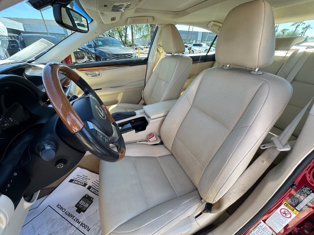 2014 Lexus ES 300h