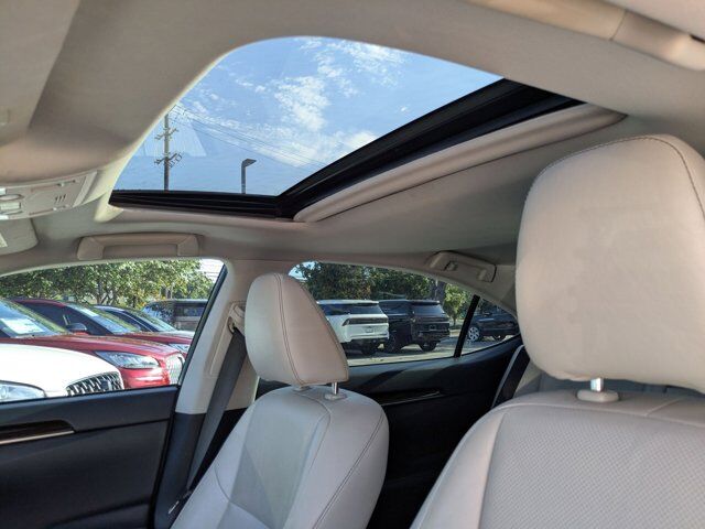 2014 Lexus ES 350 350