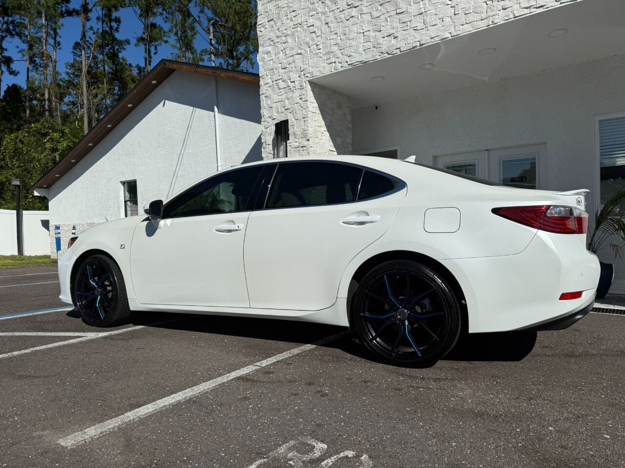 2014 Lexus ES 350 4dr Sdn