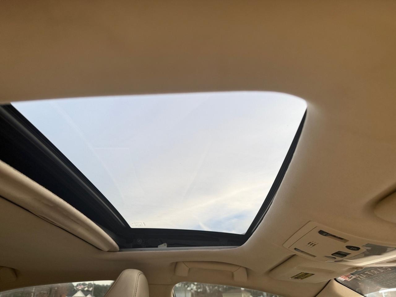 2014 Lexus IS 250 HEATED AND VENTILATED SEATS, SUNROOF, BLUETOOTH, POWER MIRRORS, BLIND SPOT ALERT, KEYLESS START, POWER SEATS, STEERING WHEEL CONTROLS, LOW MILES! Norfolk VA