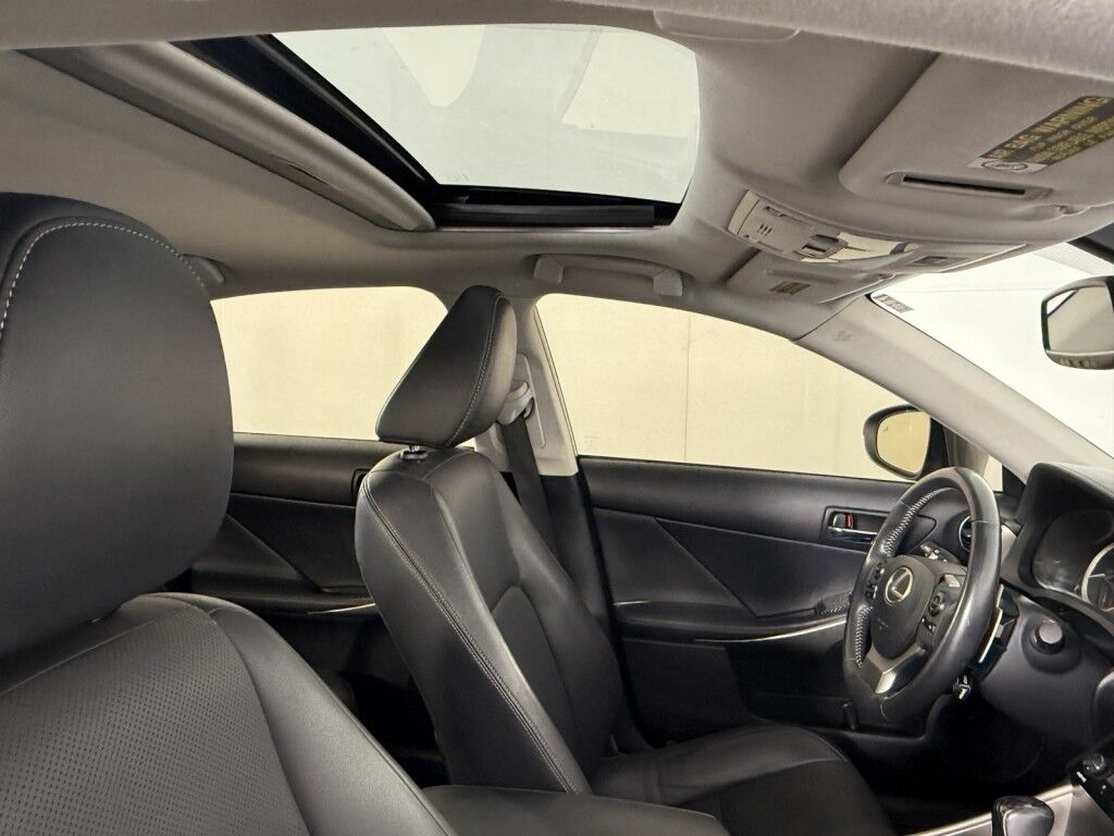 2014 Lexus IS 250 Sport AWD w/Navigation Maumee OH