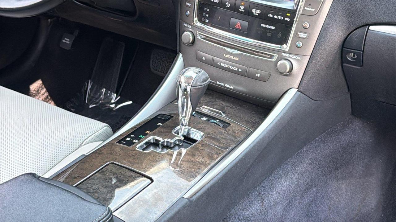 2014 Lexus IS 350C Base Hagerstown MD