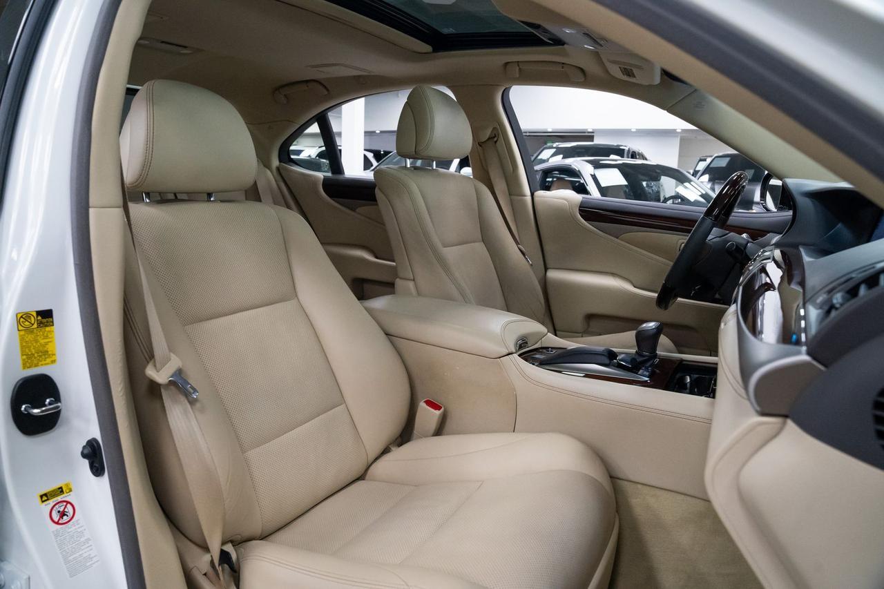 2014 Lexus LS 460 Ventilated Seats Blind Spot Monitor Portland OR