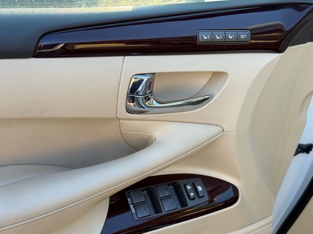 2014 Lexus LX 570 . Roanoke VA