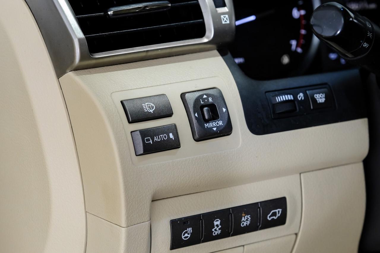 2014 Lexus LX 570 AWD NAVIGATION TV ENTERTAINMENT SUNROOF LEATHER SEATS REAR CAMERA KEYLESS START Carrollton TX