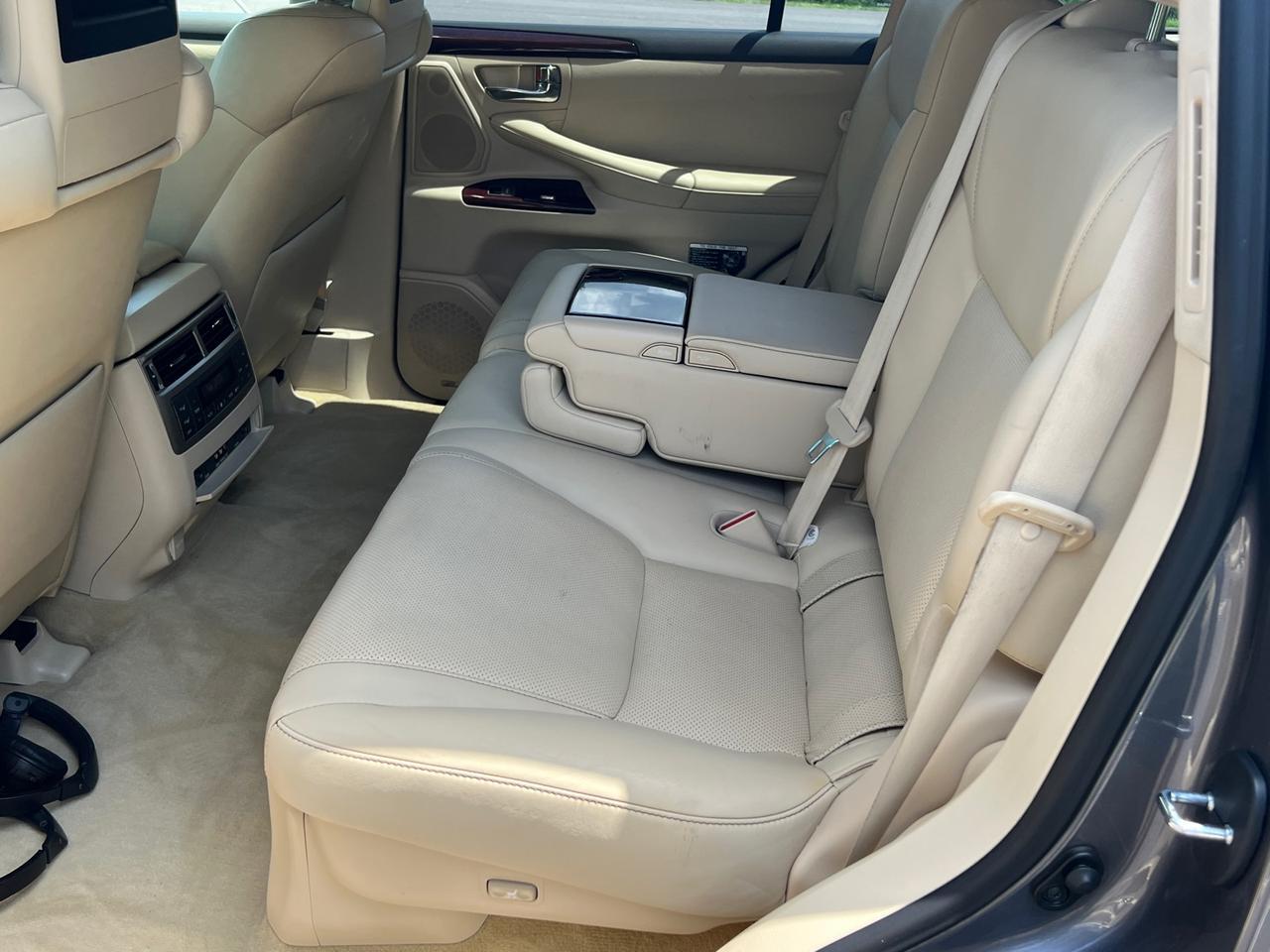 2014 Lexus LX 570 Hagerstown MD